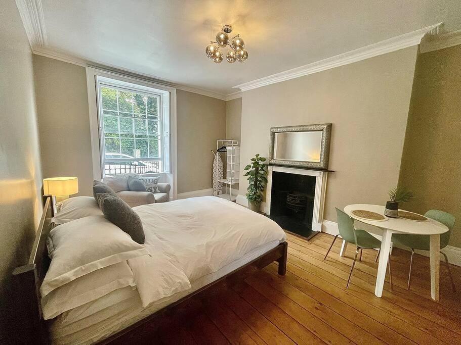 Ground Floor Apartment In Central Bath Exteriér fotografie